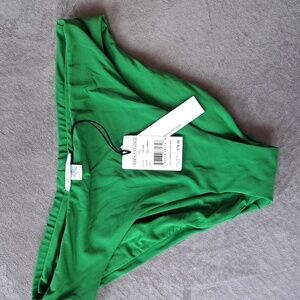 29.NWT Bikini bottom